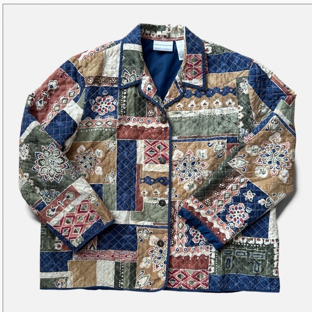 Grandmacore Silk Quilted Patchwork Jacket 90s Eclectic Artsy Button Front 16P